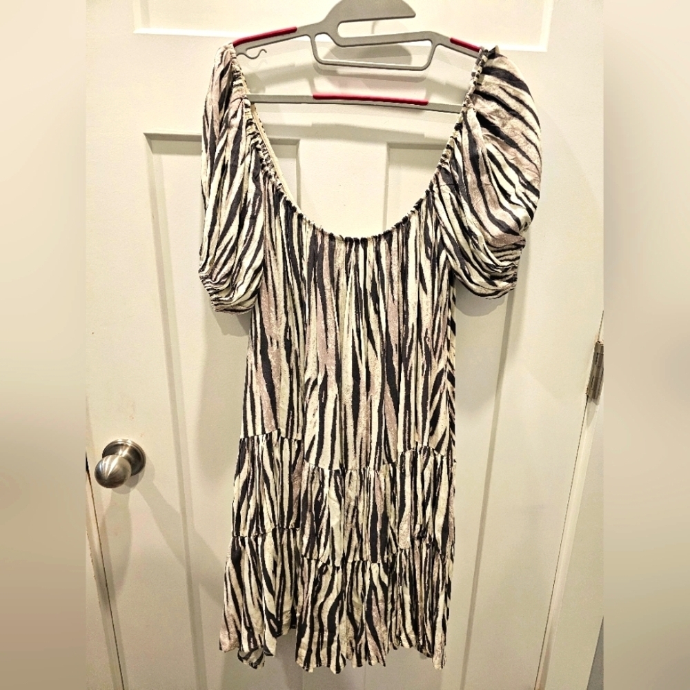 By Together Zebra Print Puff Sleeve Tiered Mini Dress Women’s Size M